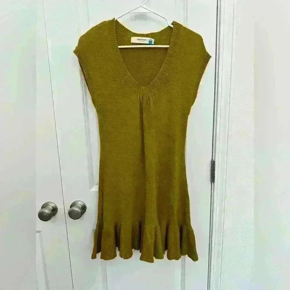 Sparrow Anthropologie Great Lengths Green Ruffle Hem Sweater Dress Size S